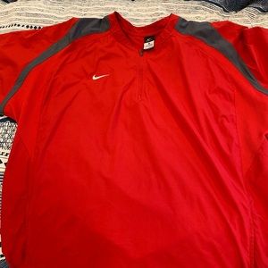 Nike Storm-Fit Red Short Sleeve Pullover